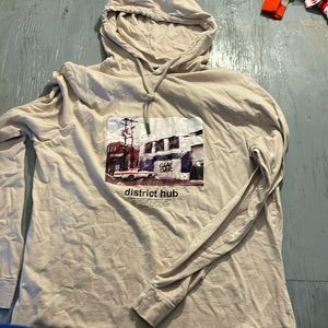 Hooded graphic long sleeve